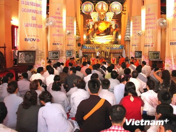 Phật giáo Lào và Việt Nam phối hợp tổ chức lễ cầu an - ảnh 1